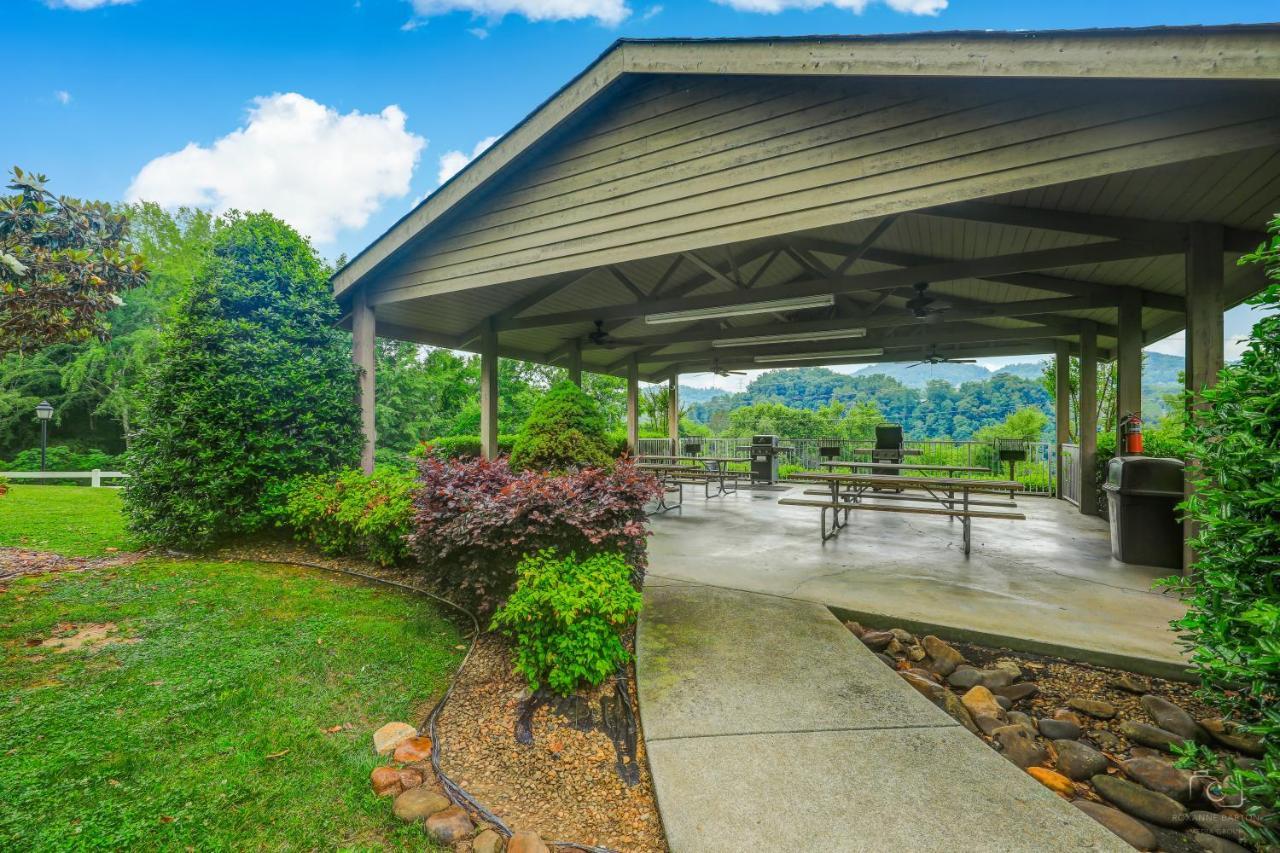 Apartamento Livin It Up Whispering Pines 632 Pigeon Forge Exterior foto